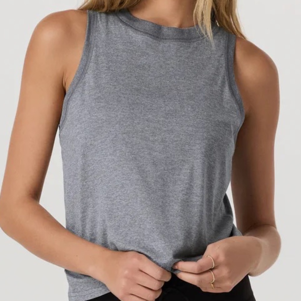 Vuori Energy Tank Top XS Grey
